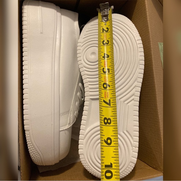 Lace-Up Front Flatform Skate Shoes - Picture 7 of 7